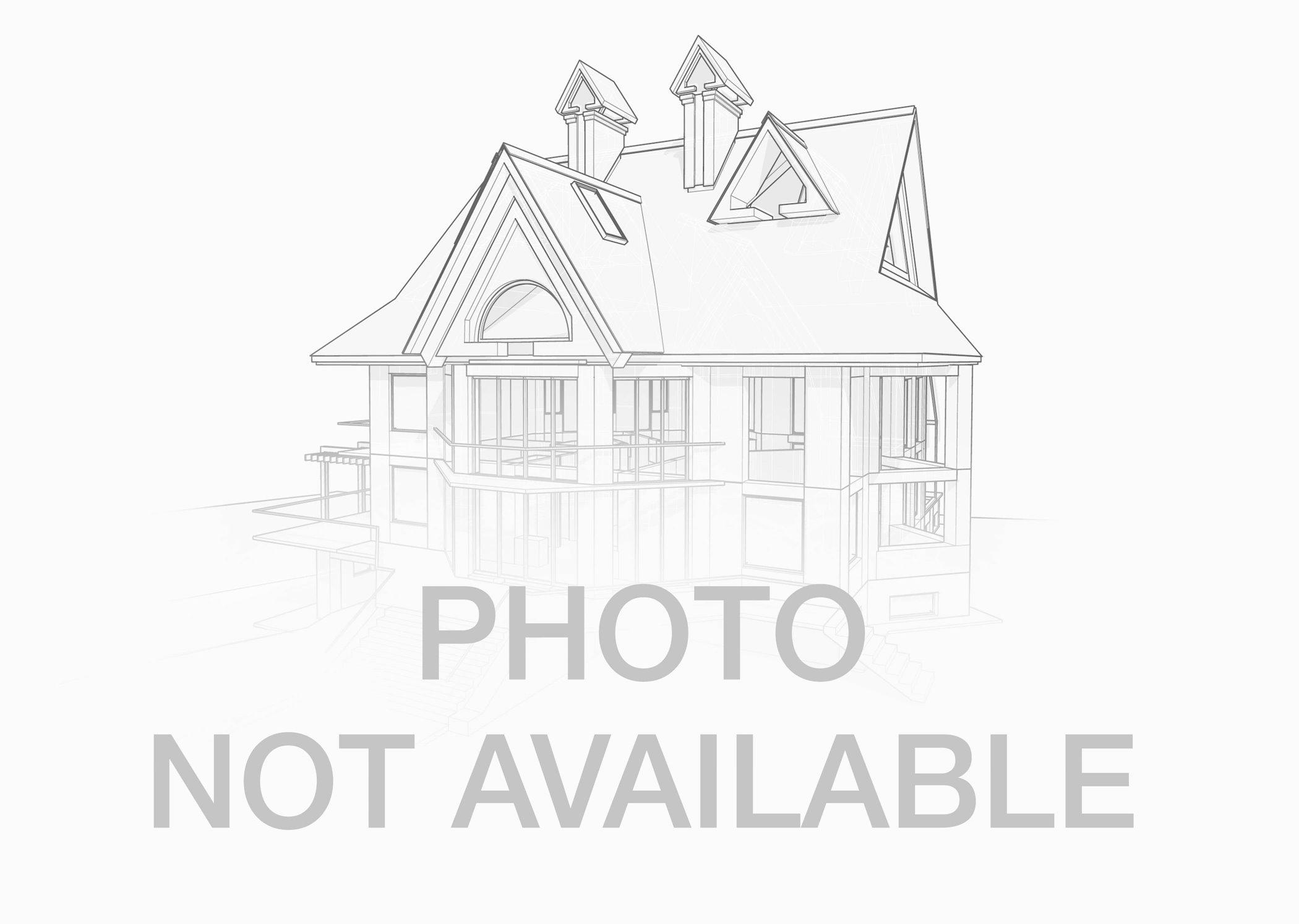 1595 Lois Ann Lane 